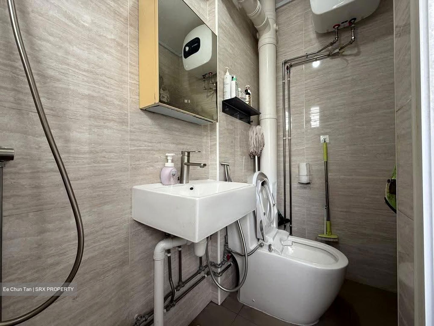 Blk 542 Hougang Avenue 8 (Hougang), HDB 5 Rooms #637814531